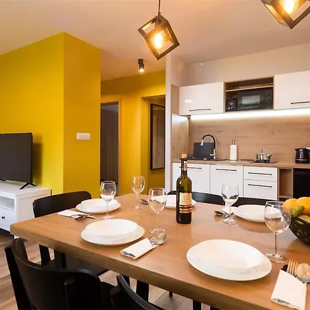 Roza Sudetow Душники-Здруй